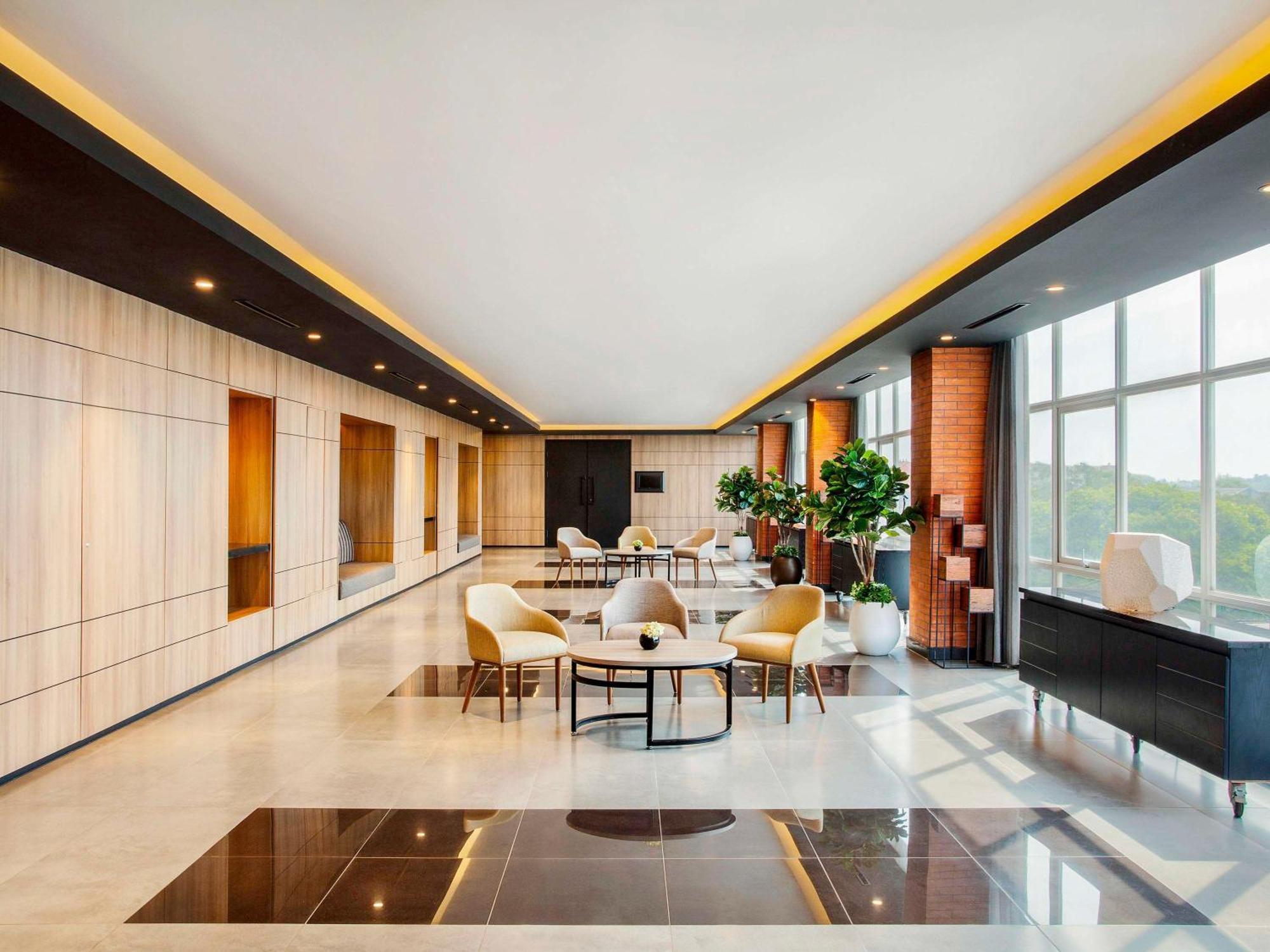 Ibis Styles Bekasi Jatibening Hotel Eksteriør billede
