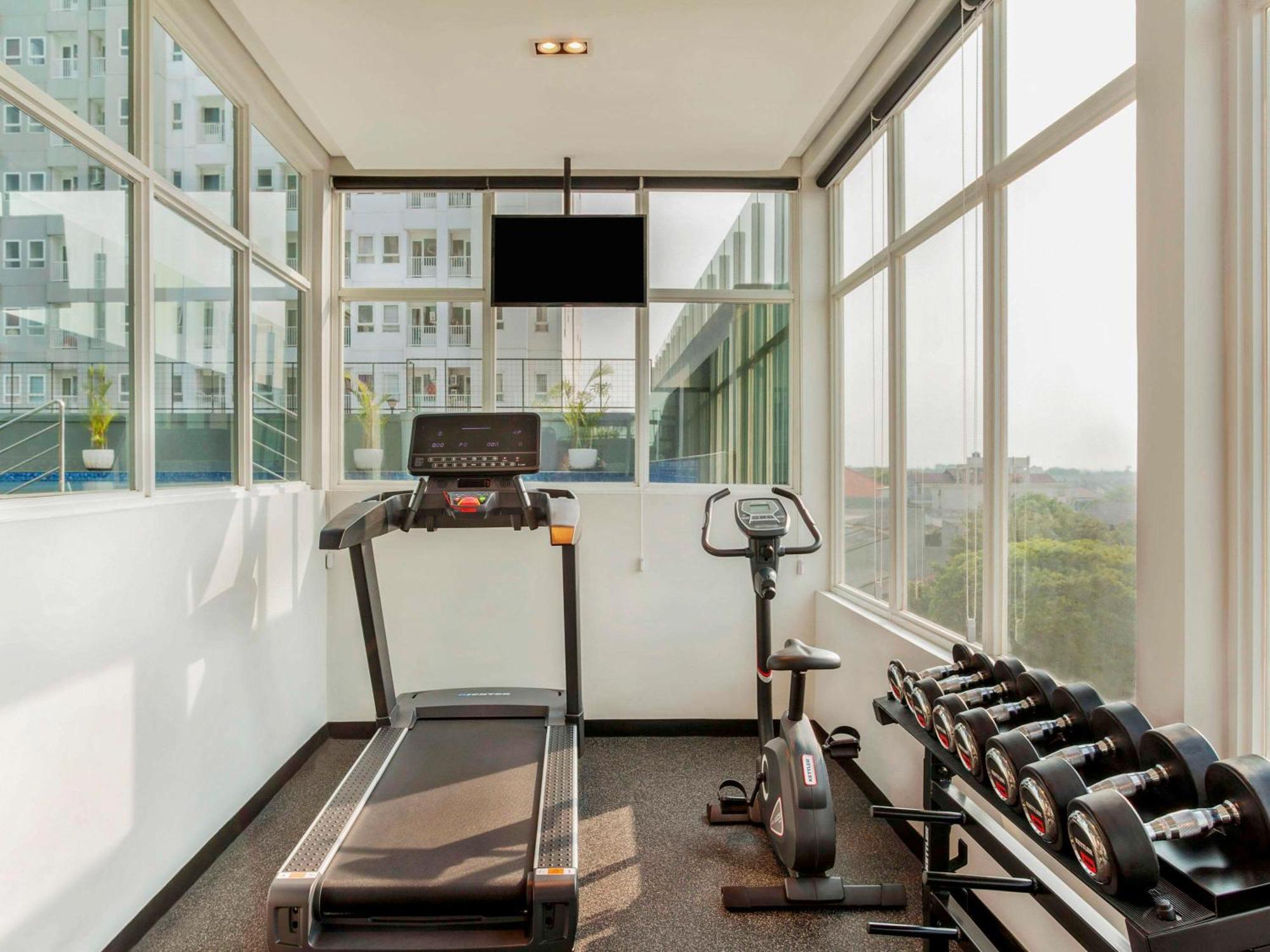 Ibis Styles Bekasi Jatibening Hotel Eksteriør billede