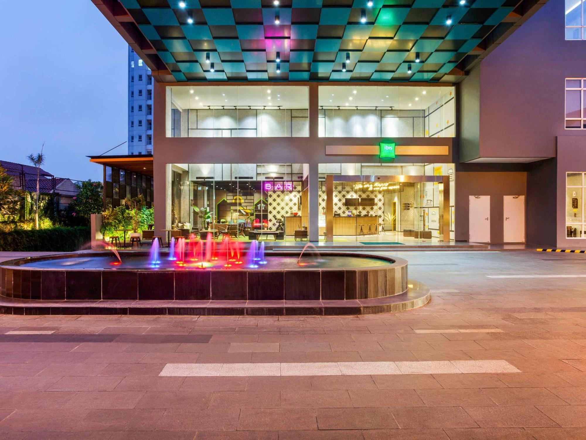 Ibis Styles Bekasi Jatibening Hotel Eksteriør billede