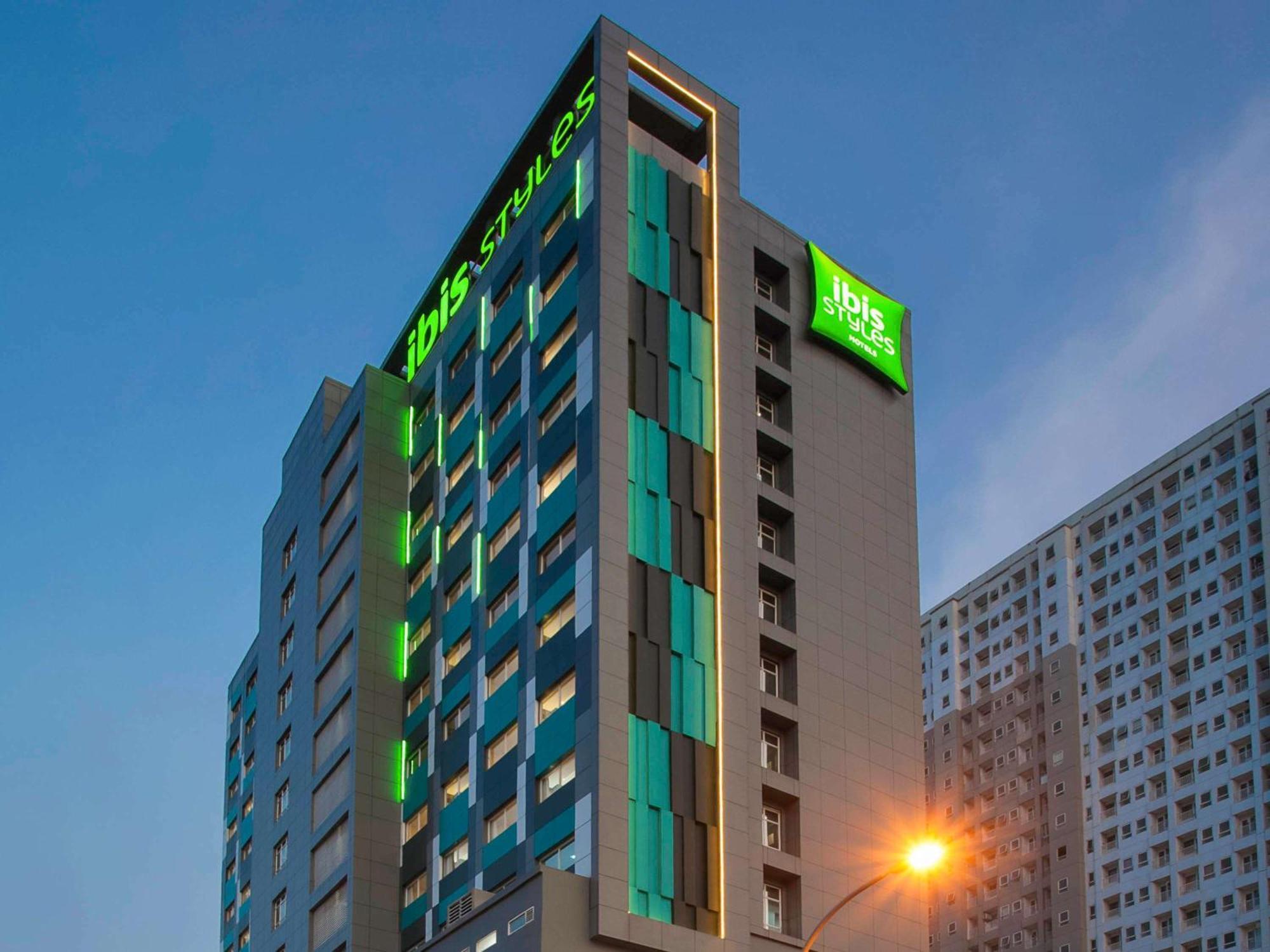 Ibis Styles Bekasi Jatibening Hotel Eksteriør billede
