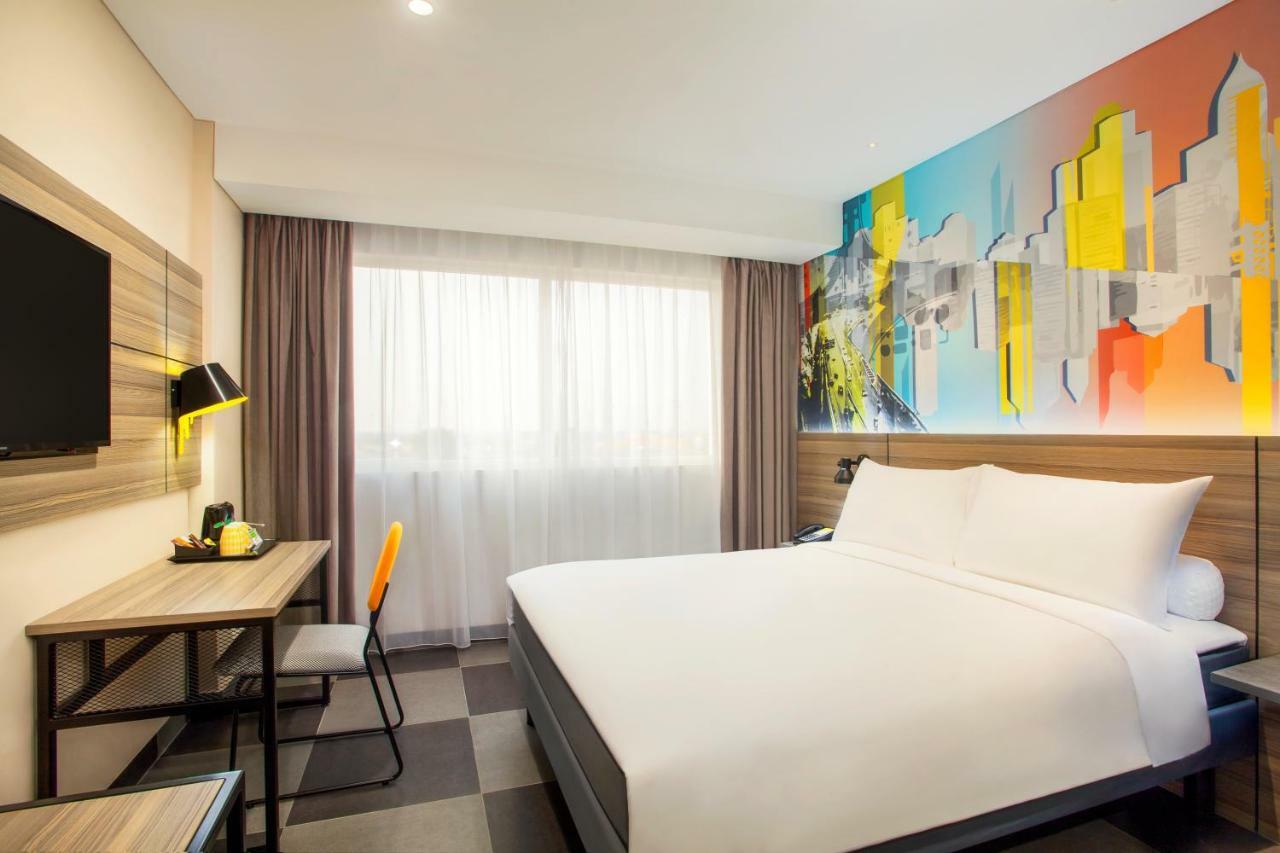 Ibis Styles Bekasi Jatibening Hotel Eksteriør billede