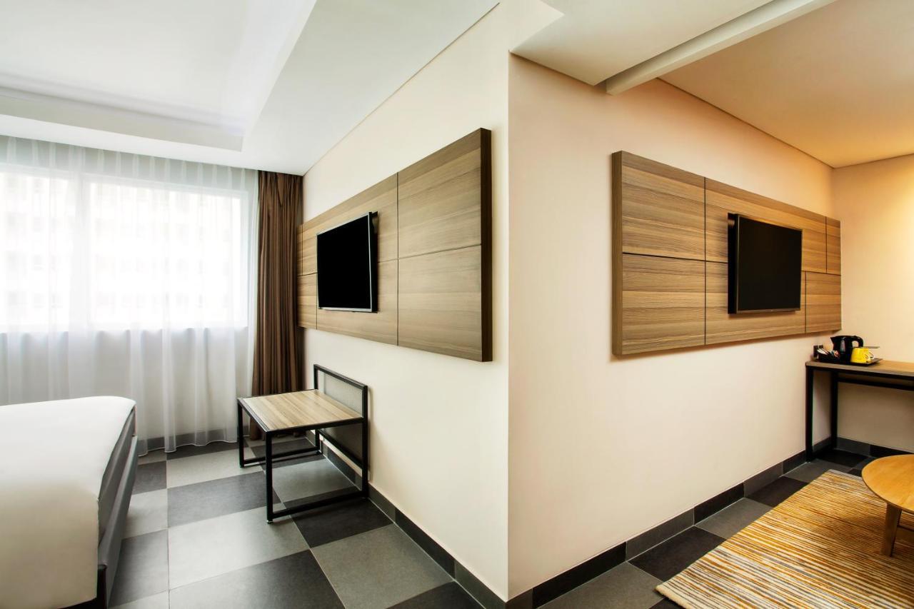 Ibis Styles Bekasi Jatibening Hotel Eksteriør billede